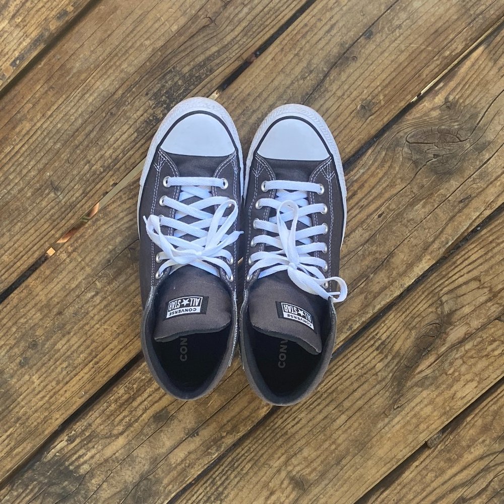 Converse Chuck Taylor All Star High Tops Gray
